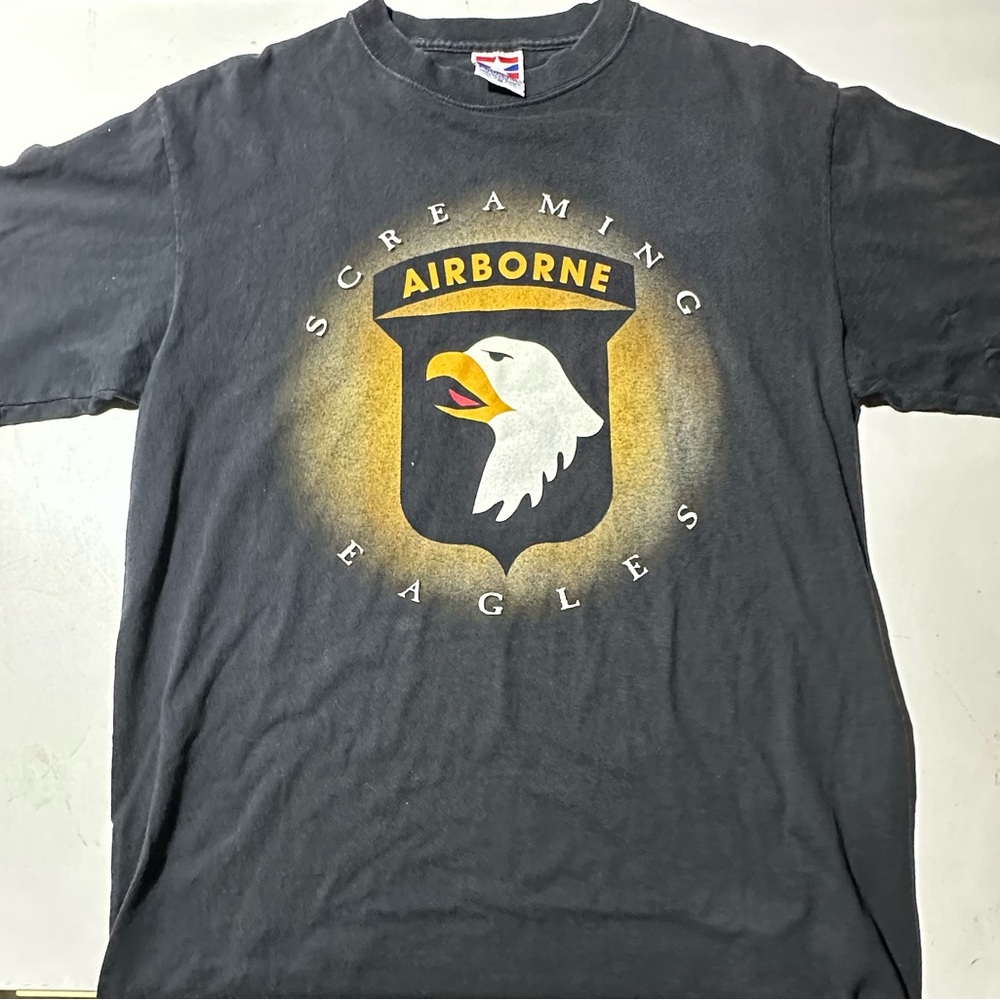 Vintage Airborne Screaming Eagles Black T-Shirt made in USA